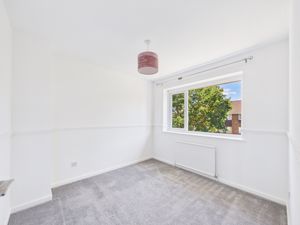 Bedroom- click for photo gallery